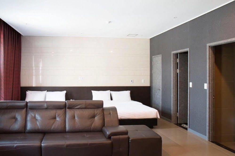 G Tourist Hotel Wolmido インチョン広域市 エクステリア 写真