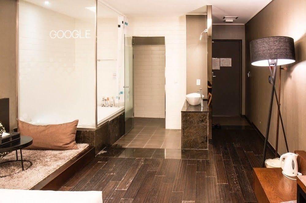 G Tourist Hotel Wolmido インチョン広域市 エクステリア 写真